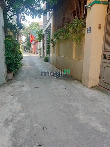 Hình ảnh Vị trí siêu đẹp- Đất Phú Thượng Lô góc mặt ngõ thông thoáng 2.8 tỷ