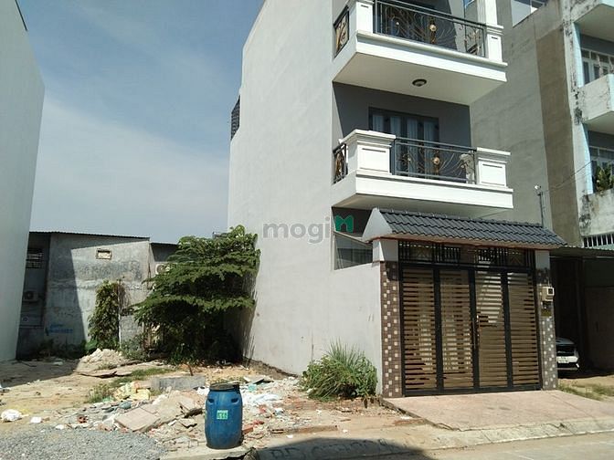 Hình ảnh Cần bán gấp Lô đất hẻm xe hơi tránh nhau hẻm 671, p Tân Phú, quận 9