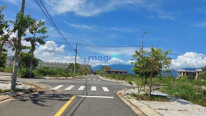 Hình ảnh Bán nhanh đất KĐT Bàu Tràm Lakeside, sau lưng ShopHous CHỈ từ 2.2 tỷ.