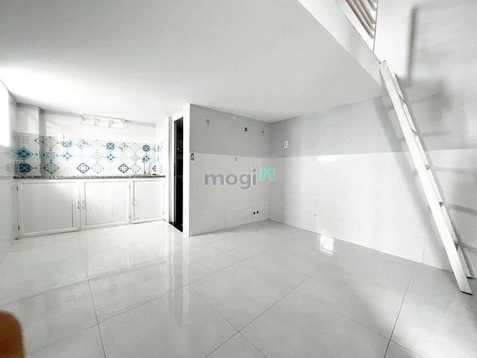 Hình ảnh Phòng trọ có gác có cửa sổ- gần ETOWN Cộng Hòa-Tân Bình