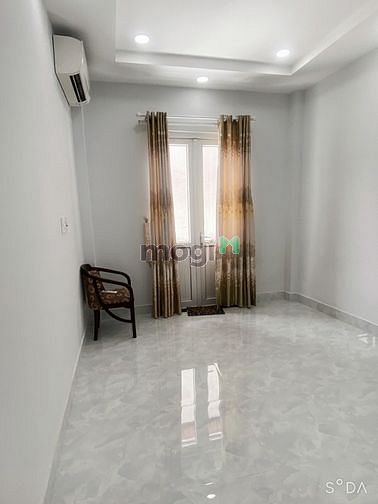 Hình ảnh Bán nhà P11 Bình Thạnh sát hẻm xe hơi (4.1 tỷ)
