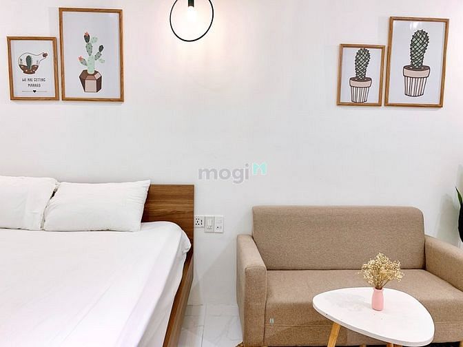 Hình ảnh CHDV full nội thất, có cửa sổ, thang máy. Gần Ngã Sáu Phù Đổng, Quận 1