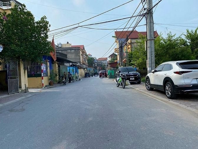 Hình ảnh Đất 2 mặt đường ôtô, vườn hoa, sân chơi TT Phú Thị, Gia Lâm