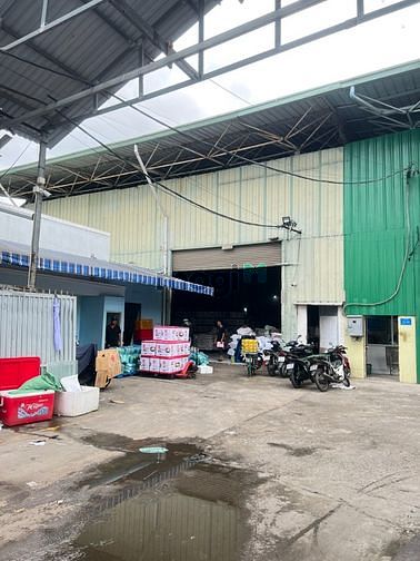 Hình ảnh Cho Thuê kho 603 m2 các đường Võ Văn Kiệt 400m