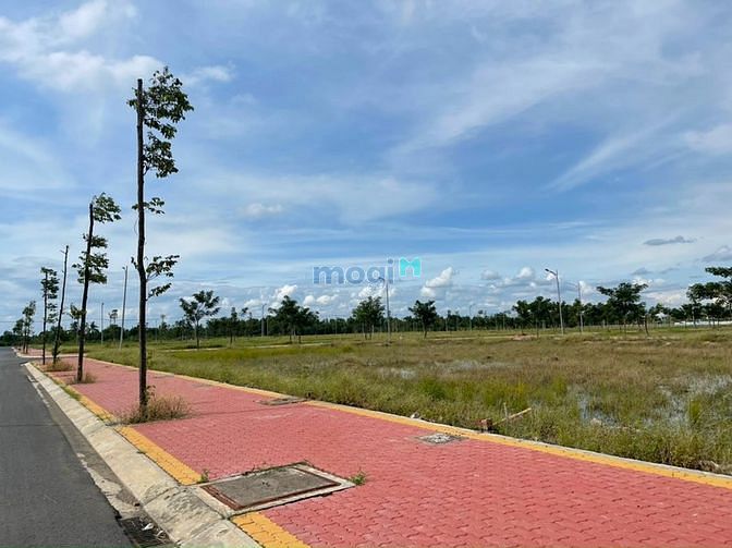 Hình ảnh Cần bán gấp lô đất ngay tại Thị Trấn Thủ Thừa - ĐÃ CÓ SỔ SẴN