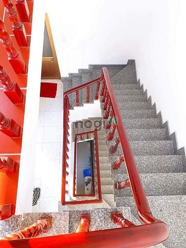 Hình ảnh Nhà MT BTCT 5 tầng 4 PN Tam Bình TP.Thủ Đức Giá 5 tỷ