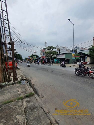 Hình ảnh Cho thuê MBKD 6mx51m5(305m2) 2 mt trước sau Đ. Đồng Khởi, P. Trảng Dài
