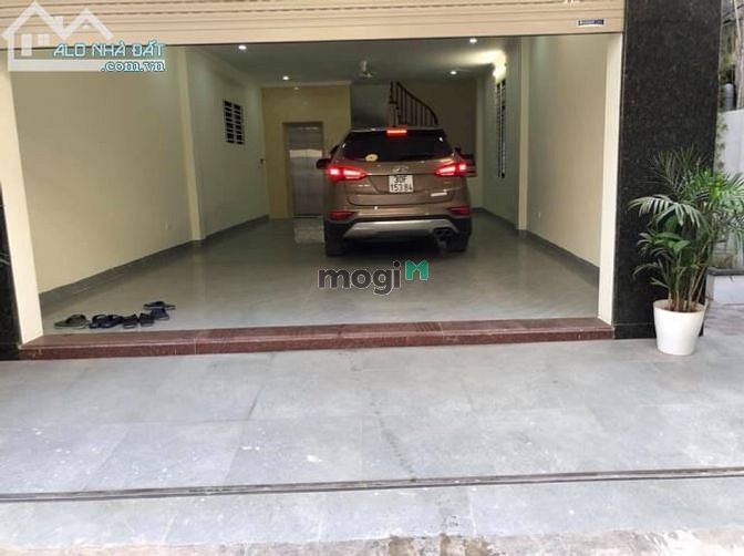 Hình ảnh Nhà Ngõ 116 Nhân Hoà-100mx5 Tầng,thang máy 40tr