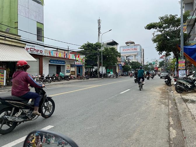 Hình ảnh Bán lô đất mt kinh doanh đg CMT8 dt 398m2 ngay trung tâm P. Hòa Bình