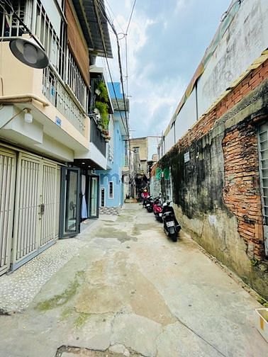 Hình ảnh Bán nhà Lê Quang Định giá 4.1 tỷ