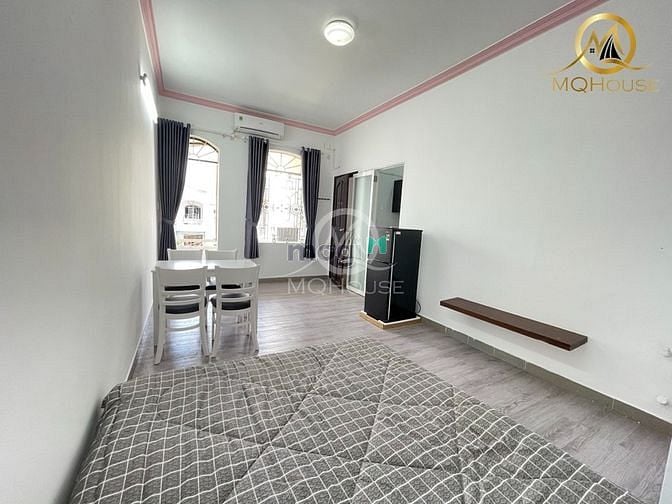 Hình ảnh Căn Hộ Ban Công 35m2 ở Nguyễn Bá Tuyển P12 Q.Tân Bình
