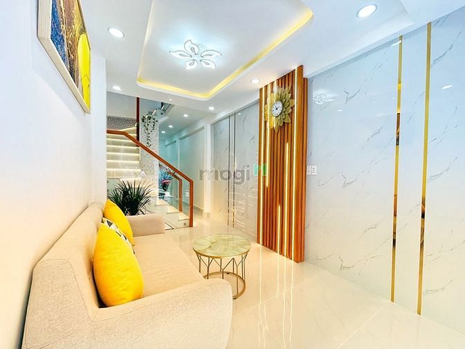 Hình ảnh Bán nhà Lê Quang Định giá 4.1 tỷ