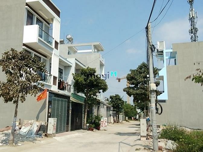 Hình ảnh Bán đất nguyễn xiển,hẻm 545,giá 2.75 tỷ,sổ riêng chính chủ.thật 100%