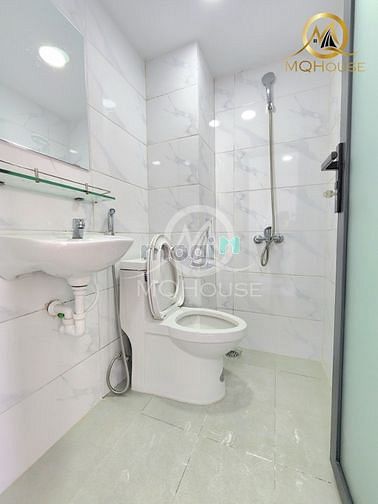 Hình ảnh Mb6623 nạp rút nhanh chóng mới 100% q.tân phú đầy đủ Nội thất