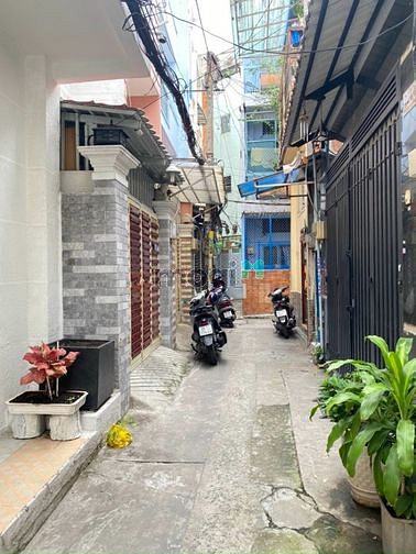 Hình ảnh Nhà hẻm 1 sẹc, 41m2 x 4 tầng, giá 5.2 tỷ