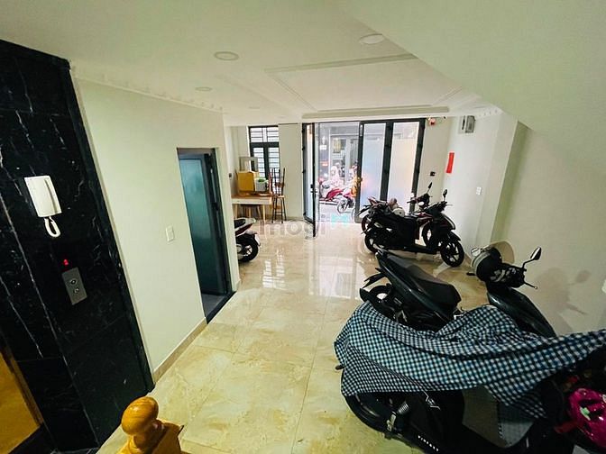 Hình ảnh Mb6623 nạp rút nhanh chóng cho thuê có ban công ngay ngã tư phú nhuận