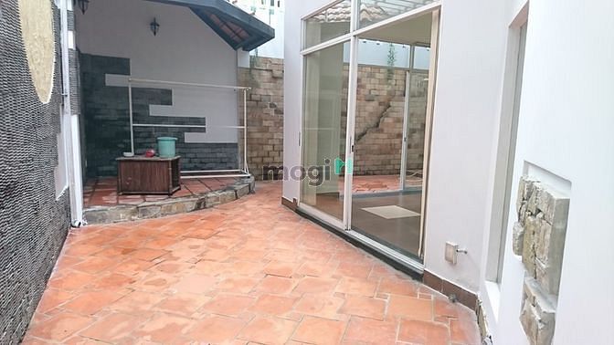 Hình ảnh Villa Thảo Điền dtsd 500m2 thích hợp văn phòng giá 3000$