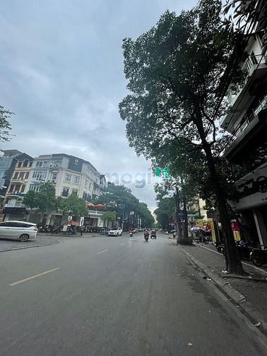 Hình ảnh Phố Hoàng Ngân-120m,7 Tầng,có Thang máy,đh