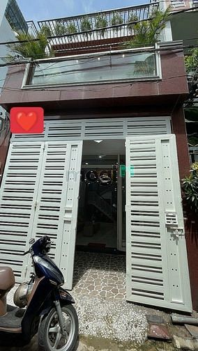 Hình ảnh 𝐁Á𝐍 𝐍𝐇À 𝐓Â𝐍 𝐁Ì𝐍𝐇 HẺM 𝐗𝐄 𝐇Ơ𝐈 𝐍𝐇À 𝐌Ớ𝐈 5 tỷ 100m2 đủ NT