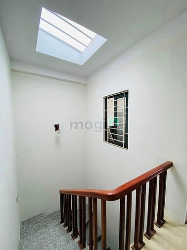 Hình ảnh Chưa đến 4 tỷ, nhà Văn Điển,50m,mt rộng, oto tránh gần, LH ngay 097xxx