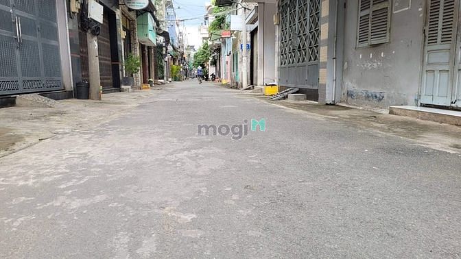Hình ảnh MT Tân Bình, Giáp Q.10, 92m, 6 Tầng, 8PN, 9WC, Thang Máy, Nở Hậu.