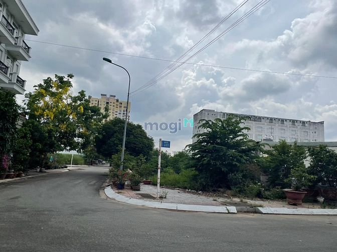 Hình ảnh Bán lô đất nền 5x16m KDC Tân An Huy,Tân Phong, Quận 7.Sổ riêng 2 tỷ79