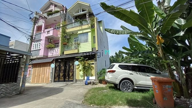 Hình ảnh Chủ cần bán giảm 100tr còn 4.7tỷ 100M2 5x20 vuôg A4 đườg thôg 7 chỗ đổ