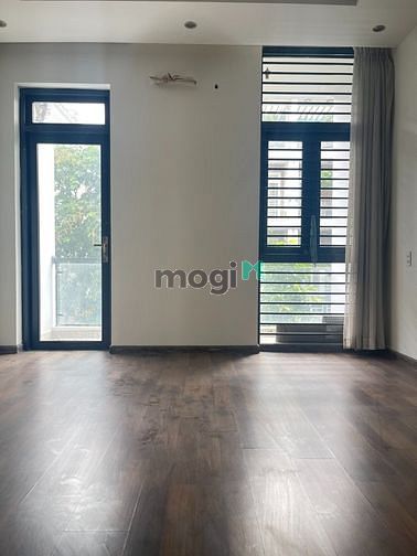 Hình ảnh Bán nhà phố 4x18m KDC Đại Phúc, hoàn thiện cao cấp