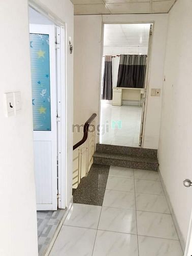 Hình ảnh Một căn duy nhất Trung tâm GV P7, 2 tầng BTCT,  Giá Chỉ 4,9 TỶ TL.