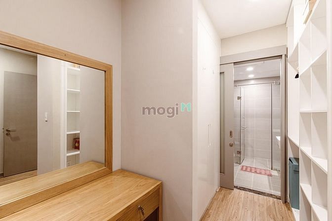 Hình ảnh Mình cần Cho thuê Trang Chủ MB66.COM / Đăng Ký Tặng 66K Goldview, 341 Bến Vân Đồn, Phường 1, Q.4