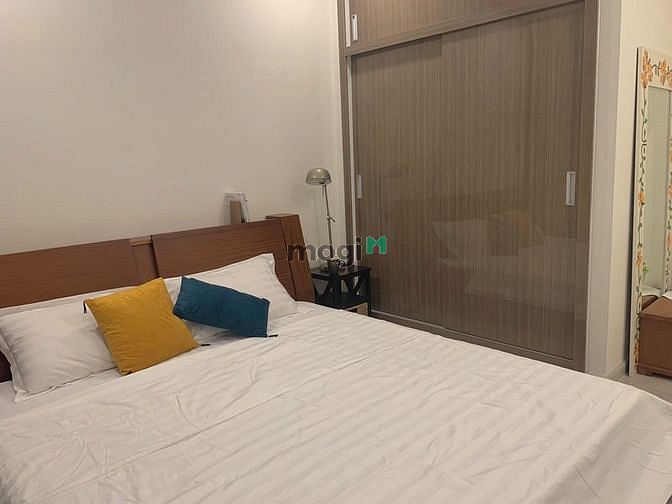 Hình ảnh 2PN Full nội thất Vinhomes Golden River, tầng cao