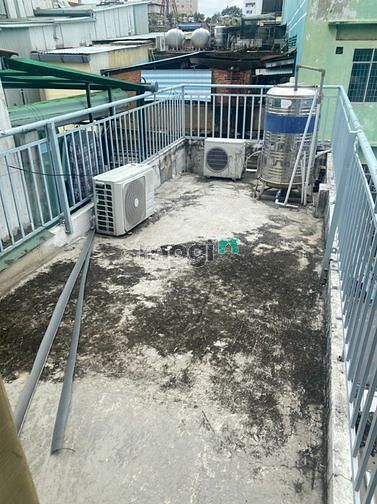 Hình ảnh Bán nhà hẻm Bạch Vân 2 lầu st 3pn 4wc Q5 chỉ 2.5 tỷ