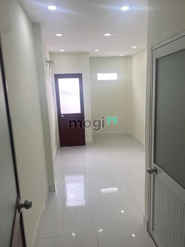 Hình ảnh Bán nhà hẻm Bạch Vân 2 lầu st 3pn 4wc Q5 chỉ 2.5 tỷ