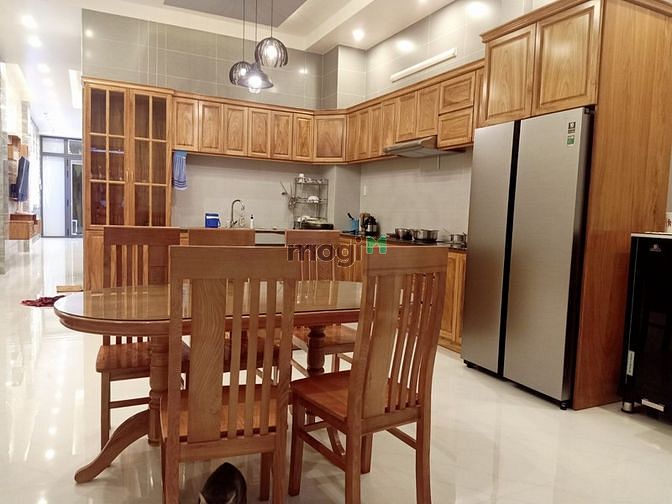 Hình ảnh Diện tích : 5 x 16m , hẻm lớn - Đường Cộng Hoà (E - Town) - 10.5 Tỷ
