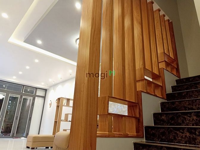 Hình ảnh Diện tích : 5 x 16m , hẻm lớn - Đường Cộng Hoà (E - Town) - 10.5 Tỷ