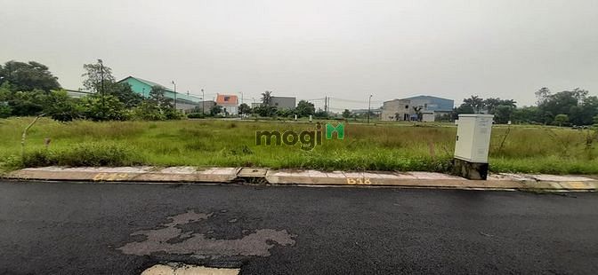 Hình ảnh Bán Đất thổ cư MẶT TIỀN QL1A, cách chợ Bình Chánh 800m, Sổ hồng