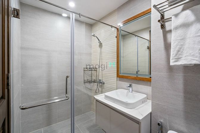 Hình ảnh CHDV Ban Công_Thiết Kế Hiện Đại_Trung Tâm Q1_GEM Center