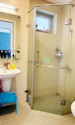 Hình ảnh Bán căn 2pn Luxgarden full nội thất ở ngay