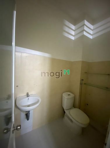 Hình ảnh Cho thuê nhà hẻm Nguyễn Đình Chiểu 3pn 2wc Q3