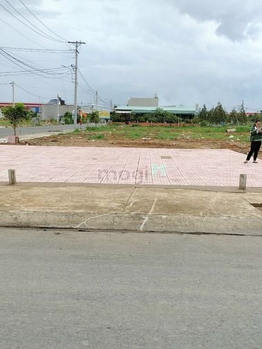 Hình ảnh Đất nền Long An giá rẻ, chỉ 1 tỷ 8/ nền