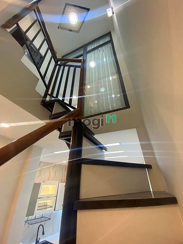 Hình ảnh CẦN TIỀN KD Bán Trần Hưng Đạo Q1 49m2 3ty850 SHR