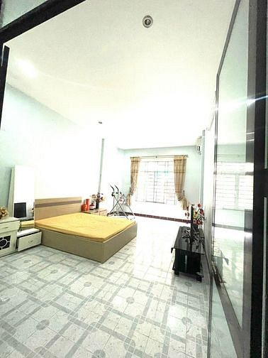 Hình ảnh Cho thuê nhà Hoàng Sâm Dt 60m2 4 tầng. Giá 20tr/tháng