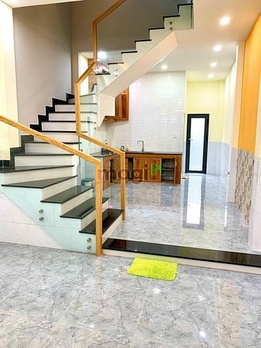 Hình ảnh Nhà 3 lầu Tôn Thất Thuyết, Q4 diện tích 60m2, SHR