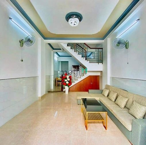 Hình ảnh BÁN NHÀ HẺM Thông THOÁNG Phường 12 quận 8