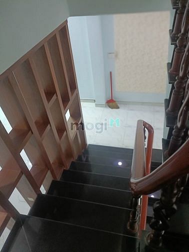 Hình ảnh Cho thuê nhà hẻm nguyễn kiệm, gv, 4t, 84m2, 21tr