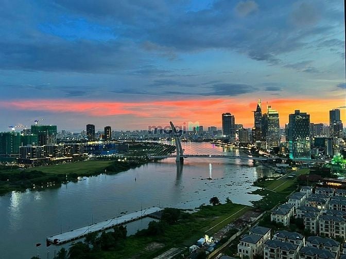 Hình ảnh Cho thuê 2PN Vinhomes Golden River view trực diện Bitexco