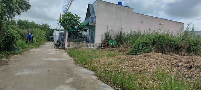 Hình ảnh Bán rẻ đất Hựu Thạnh Đức Hòa 190 m2 Full thổ cư chỉ 1.5 tỉ/nền
