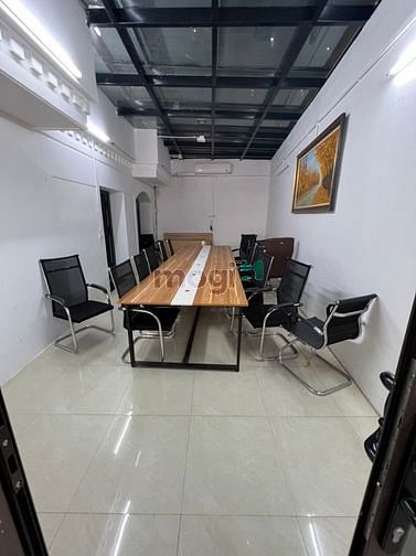 Hình ảnh Cho thuê  Biệt thự Đỗ Quang. 185/85mx4 tầng, mt 15