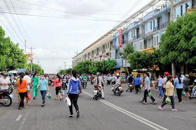 Hình ảnh 525m2 ĐẤT ĐỐI DIỆN CHỢ.NGAY KCN NHẬT-HÀN.DÂN CƯ ĐÔNG. Full Thổ 1,4 tỷ