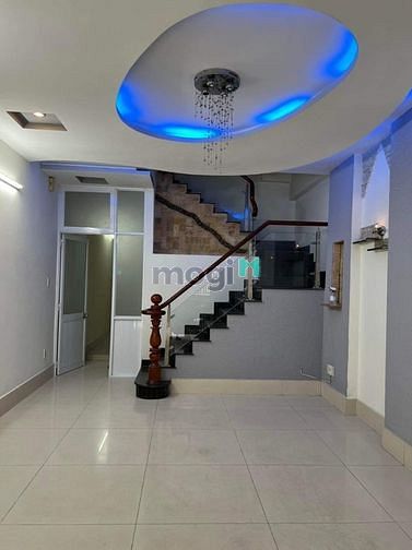 Hình ảnh HXH thông, sát mặt tiền CMT8, Q 10, 220m2, 12 tỷ.
